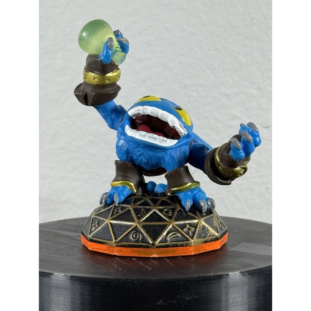 Skylanders Giants Figure – Pop Fizz (Orange Base)